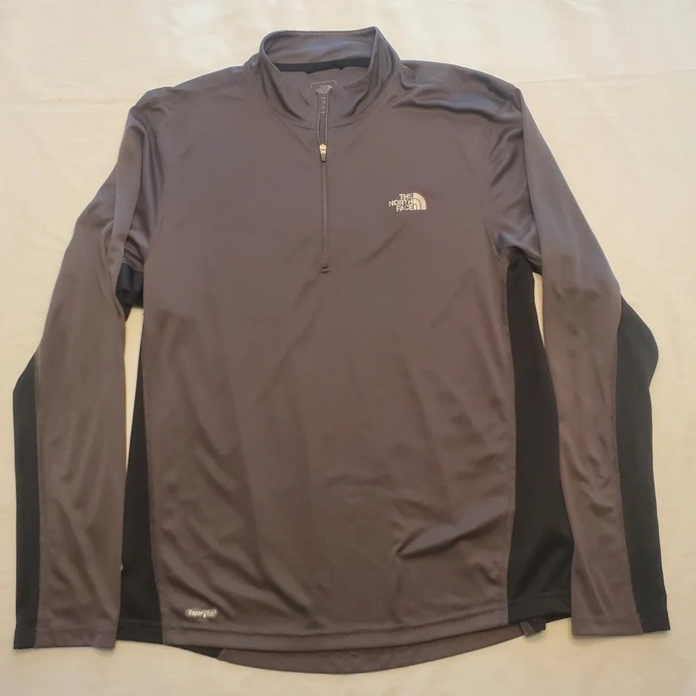 The North Face Men Vapor Wick Long Sleeve 1/4 Zip Pullover Lightweight Gray Sz M